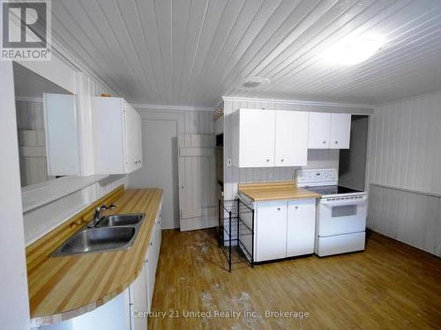 375A Queen Street, Peterborough Town Ward 3, ON, K9H 3J7 investment for lease | Listing ID X13519 | Royal LePage