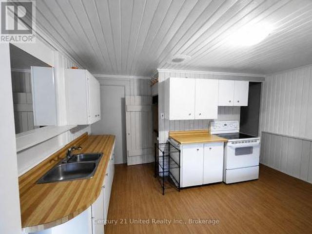 375A Queen Street, Peterborough Town Ward 3, ON, K9H 3J7 investment for lease | Listing ID X13705 | Royal LePage