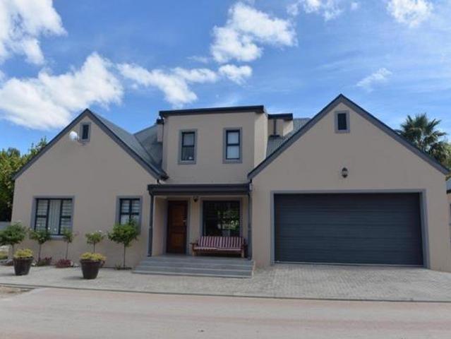 376 m² Land available in Villiersdorp