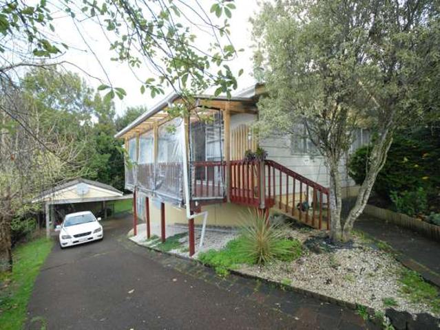 3/76 Target Road, Totara Vale, North Shore City