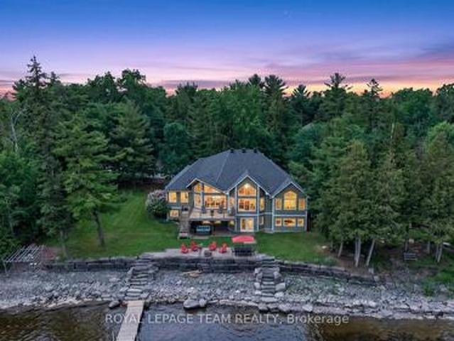 3778 Armitage Avenue, Ottawa, ON, K0A 1T0 Luxury House for sale | Listing ID X13467 | Royal LePage Carriage Trade Luxury Properties