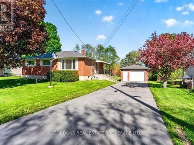 3770 Fair Grounds Road, Frontenac South, ON, K0H 1X0 house for sale | Listing ID X13443 | Royal LePage