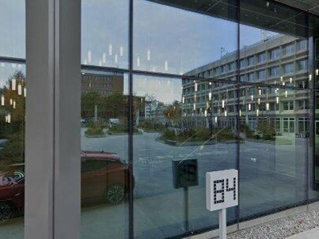 377 m2 kontor uthyres i Solna