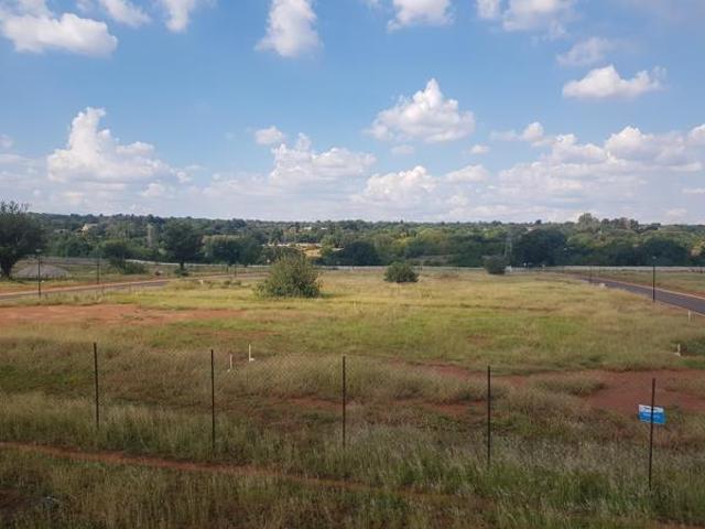 377 m² Land available in Celtisdal