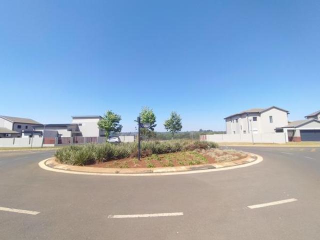 377 m² Land available in Raslouw