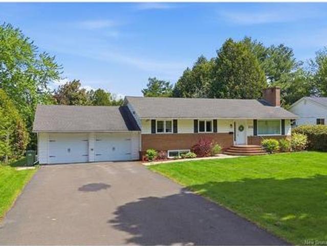 378 Glengarry Pl, Fredericton, NB, E3B 5Z9 house for sale | Listing ID NB140834 | Royal LePage