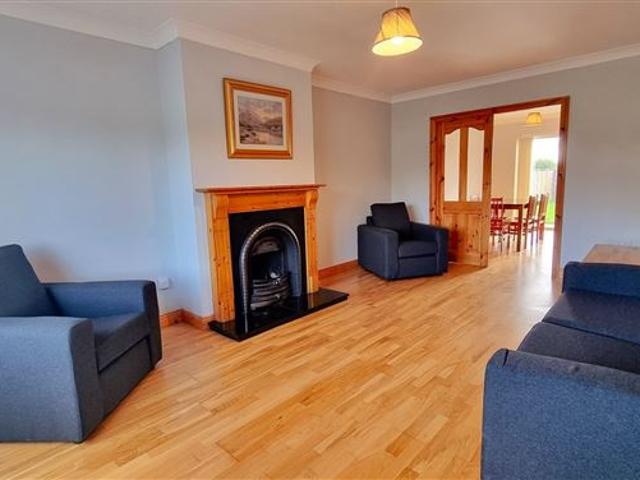 379,000 | 43 Bathe Abbey, Duleek, Drogheda, Co. Louth H J Byrne 4976 MyHome. Ie Residential