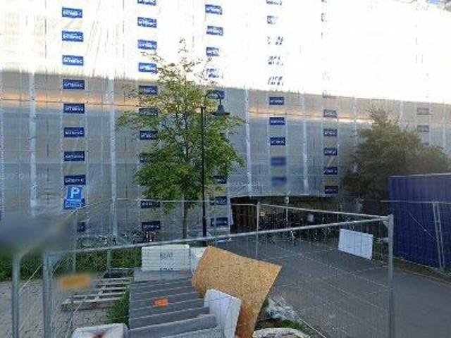 379 m2 kontor uthyres i Västerort