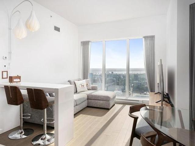 3804 1 Rue St Antoine O. Montréal Ville Marie, QC, H3C 1B4 condo for sale | Listing ID 19232 | Royal LePage
