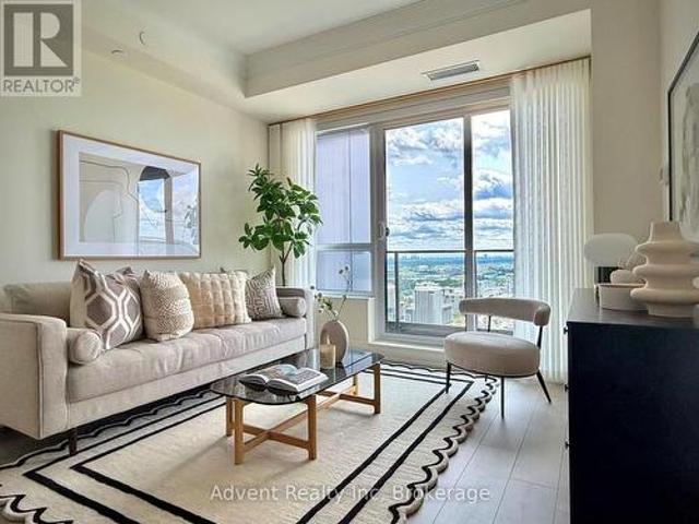3806 18 Water Walk Drive, Markham, ON, L3R 6L5 condo for sale | Listing ID N13602 | Royal LePage