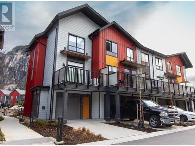 38070 Helm Way, Squamish, BC, V8B 1E6 townhouse for sale | Listing ID R3023 | Royal LePage