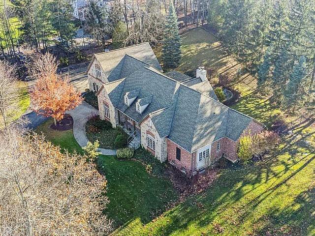 3800 Sqft Modern One floor Home 5bed 5bath!