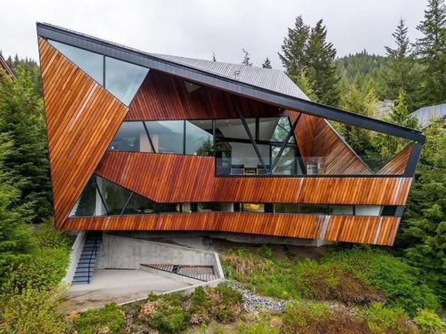 3801 Sunridge Place, Whistler, BC, V0N 1B3 house for sale L.