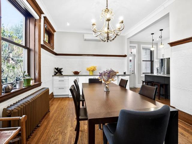 3803 Av. Northcliffe