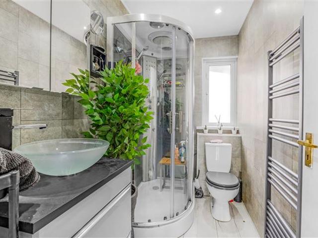 380,000 | 14 Homelawn Gardens, Tallaght, Dublin 24 REA McGee 4961 MyHome. Ie Residential