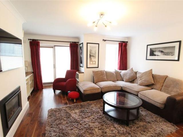 380,000 | 236 Malahide Marina, Malahide, Co. Dublin DNG Fairview 5021 MyHome. Ie Residential