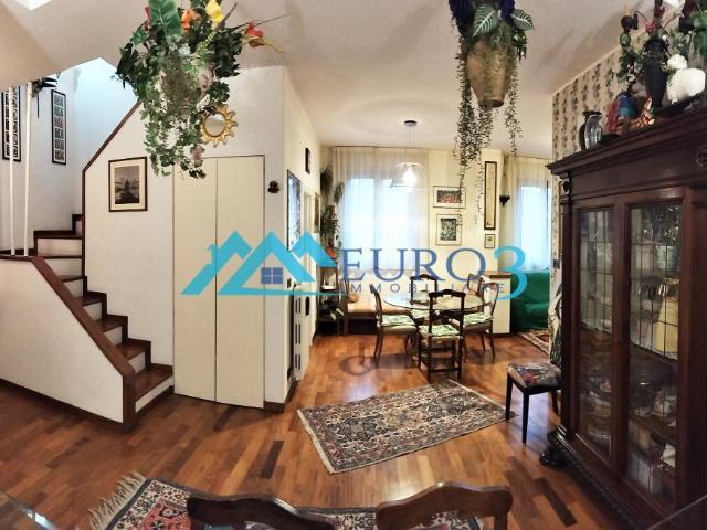 3815 APPARTAMENTO AFFITTO ASCOLI PICENO CENTRO