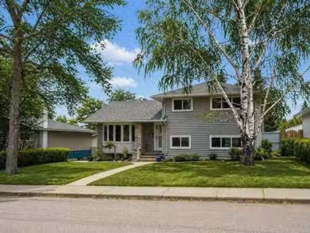 3816 Brighton Drive Nw, Calgary, AB, T2L 1G8 house for sale.