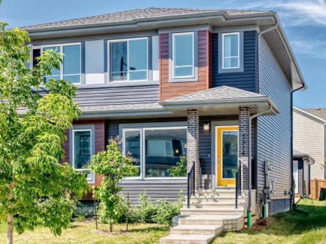 3816 Chrustawka Place, Edmonton, AB, T6W 4M9 house for sale | Listing ID E4495 | Royal LePage
