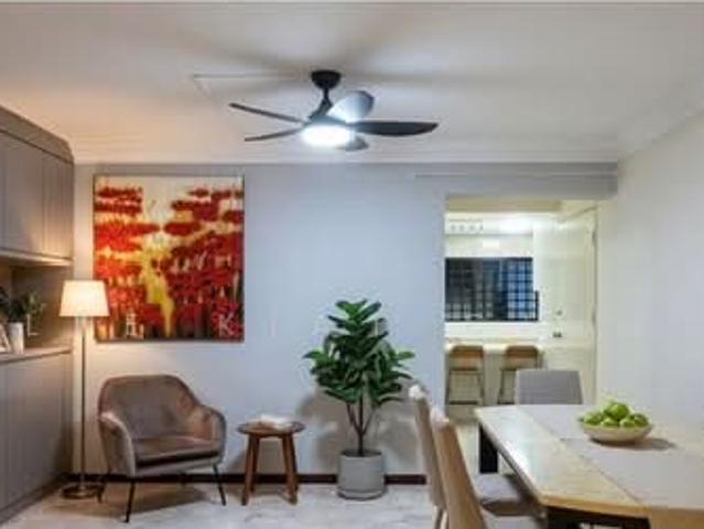 381 Clementi Avenue 5 HDB Apartment For Sale, $580,000, 3 Bed 2 Bath 990 sqft $586.00 psf