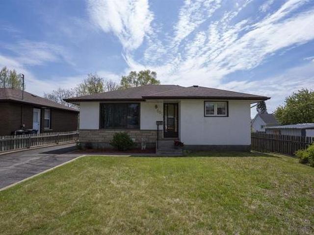 381 Hallam Street, Thunder Bay, ON, P7A 1M2 house for sale | Listing ID TB2601 | Royal LePage