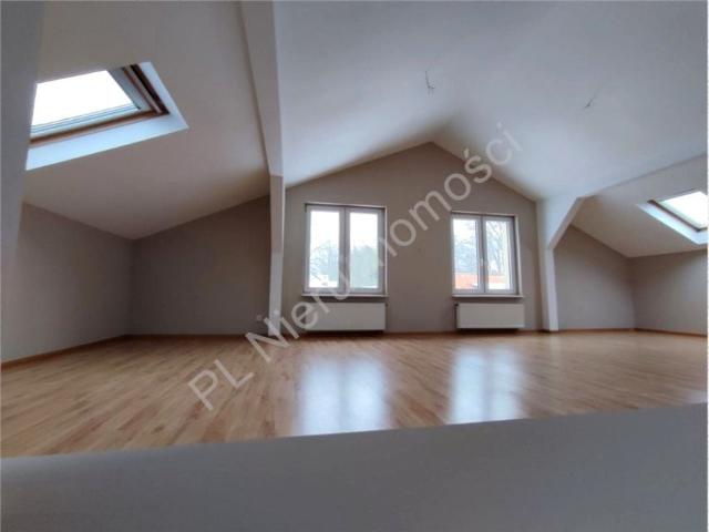 38203 130 m², Korytów