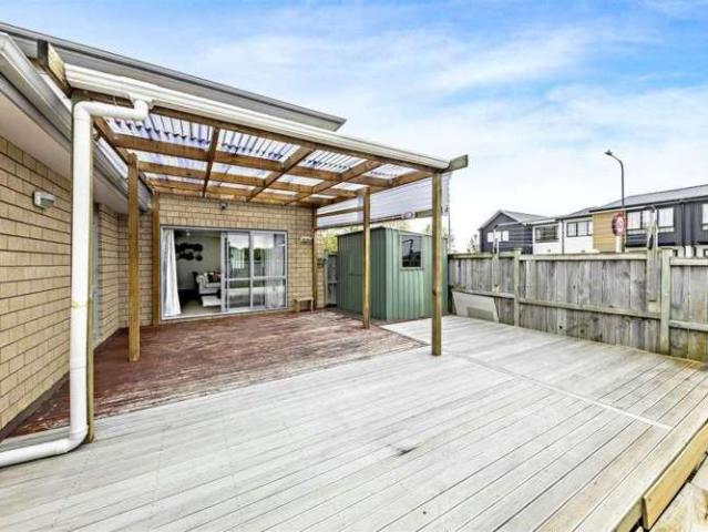 382 Ormiston Road, 10673, Manukau City
