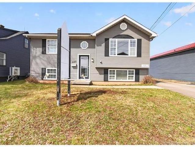 383 Champlain St, Dieppe, NB, E1A 1P3 commercial for sale | Listing ID NB137633 | Royal LePage