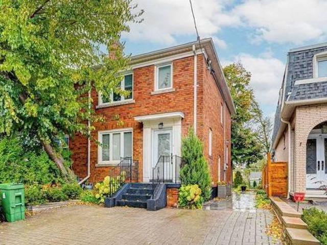 383 Cleveland Street Toronto ON M4S 2X1 3 Bedroom House for 4500 month