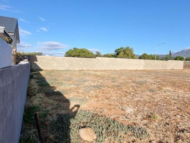 383 m² Land available in Robertson