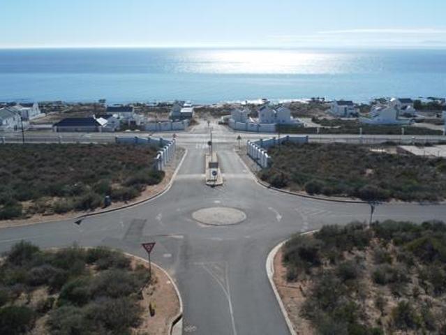 383 m² Land available in St Helena Views