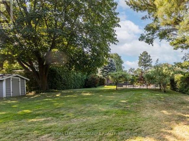 383 Maplehurst Avenue, Oakville, ON, L6L 4Y3 house for sale | Listing ID W13689 | Royal LePage