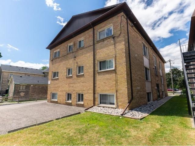 Princess Gates 1 Bedroom Apartment for Rent at 383 Princess Ave, London, ON N6B 2A7 Downtown London