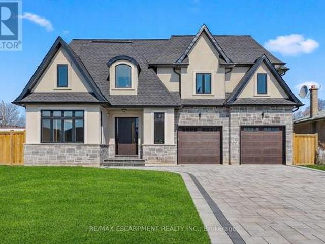 383 Wadsworth Street, Oakville, ON, L6K 2A2 house for sale | Listing ID W13245 | Royal LePage