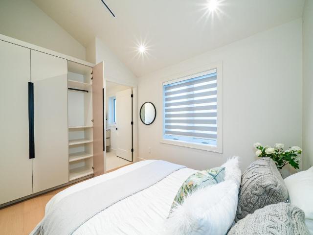 3849 W 26TH AVENUE, Vancouver, BC V0V 0V0 Duplex For Sale | RE/MAX | R3082