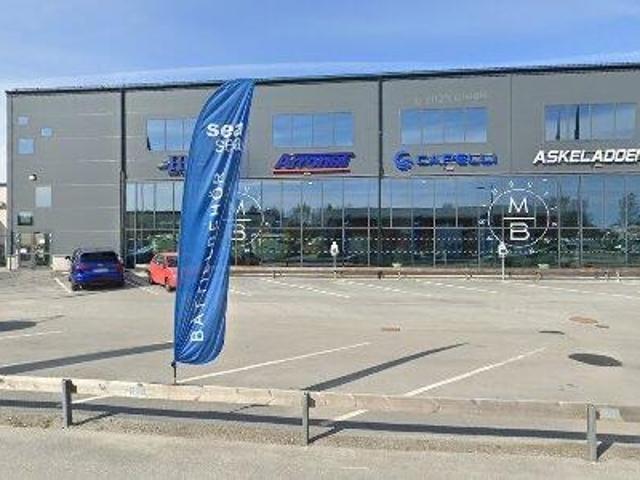 384 m2 kontor uthyres i Österåker