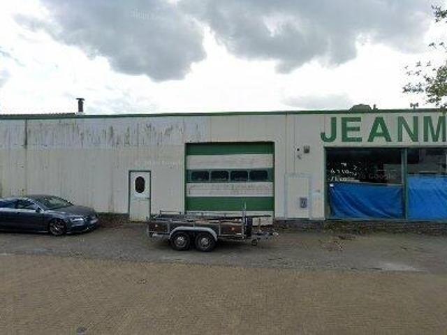 384 m2 warehouse for rent in Oostende