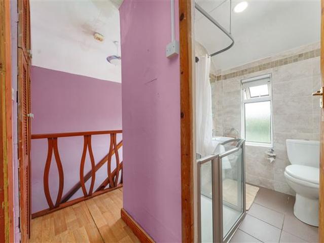 385,000 | 11 Dingle Road, Cabra, Dublin 7 Ray Cooke Auctioneers Finglas 4948 MyHome. Ie Residential