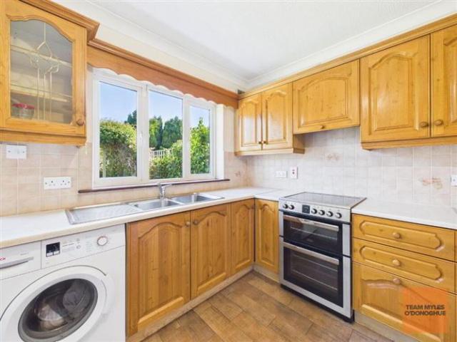385,000 | 4 The Rise, College Wood Park, Clane, Kildare Myles O'Donoghue 5002 MyHome. Ie Residential