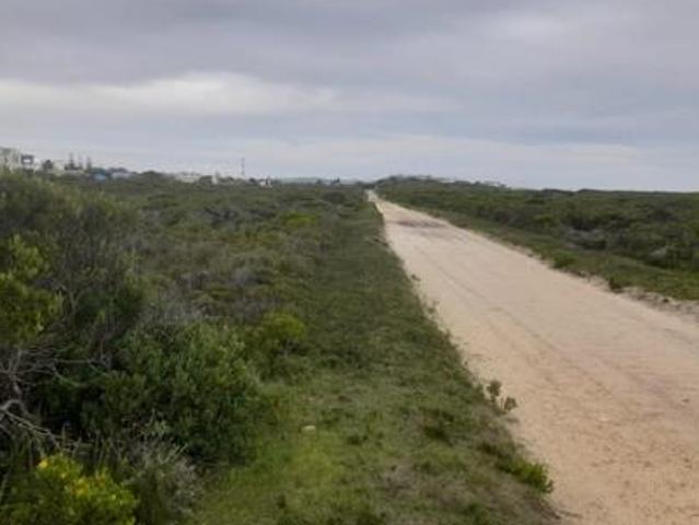385 m² Land available in Pearly Beach