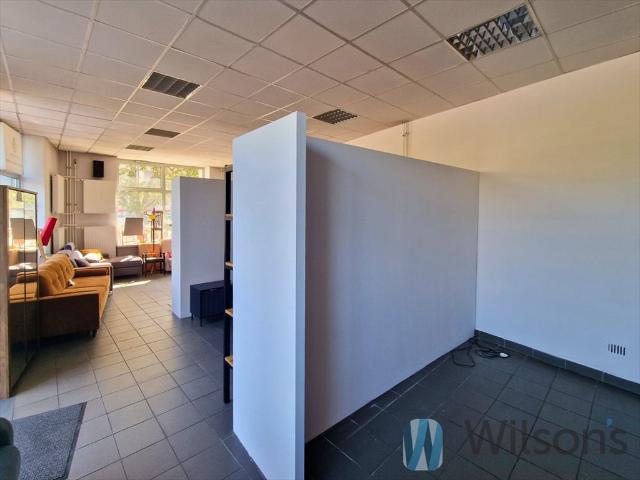 385 m² lokal usługowy z dużymi witrynami i wsparciem właściciela