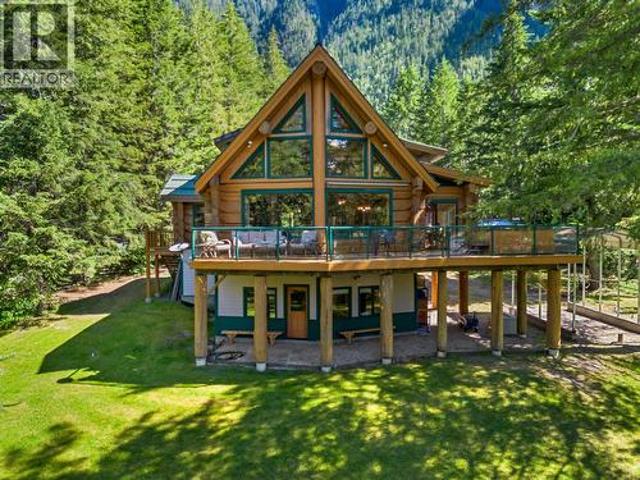 3866 Rock Island Road, Nakusp, BC, V0G 1R1 Luxury House for sale | Listing ID 10391 | Royal LePage Carriage Trade Luxury Properties