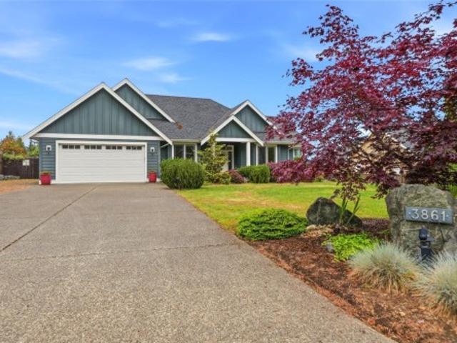 3861 Creekside Dr, Bowser, BC, V0R 1G0 house for sale | Listing ID 1039 | Royal LePage