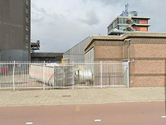 386 m2 office space for rent in Rotterdam Charlois