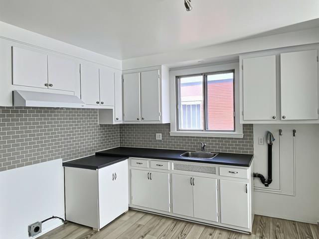 3878 Rue St Zotique E