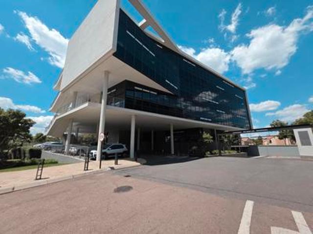 387m2 office to let at pegasus2 men.