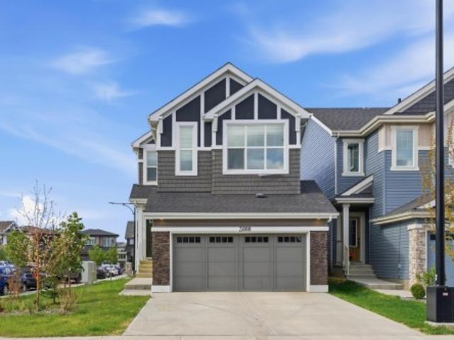 3888 Chrustawka Place, Edmonton, AB, T6W 5B2 house for sale | Listing ID E4485 | Royal LePage