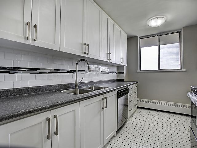 3895 Lawrence Avenue, East Scarborough Bachelor Apartment for Rent