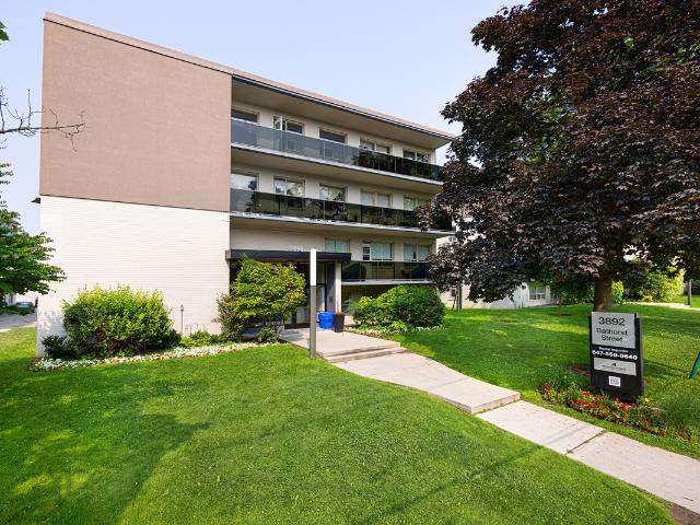 3892 Bathurst Street 2 Bedroom Apartment for Rent at 3892 Bathurst St, Toronto, ON M3H 3N5 Clanton Park