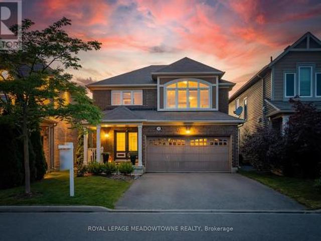 389 Nakerville Crescent, Milton, ON, L9T 7V1 house for sale | Listing ID W13419 | Royal LePage